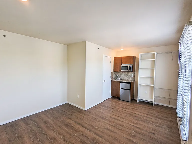 Vision 5 Apartments — Photo 43