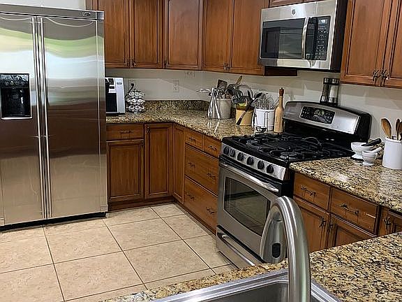 5th image of 4121 E Sheena Dr