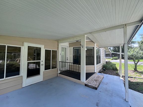 3rd image of 466 Bark Cir