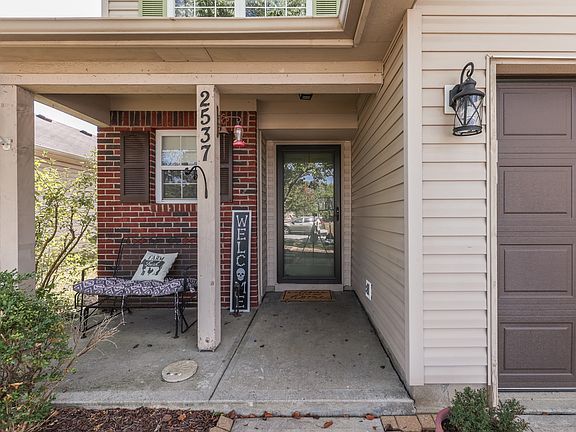 5th image of 2537 Santaro Ct