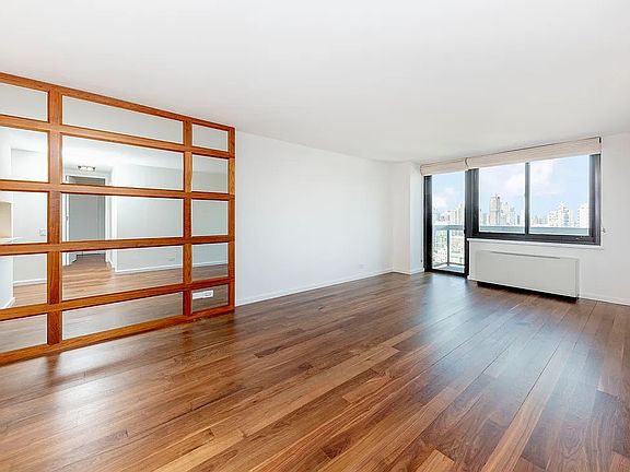 3rd image of 515 E 72nd St APT 28B