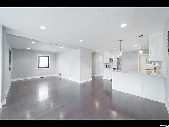 5th image of 1034 E Kensington Ave