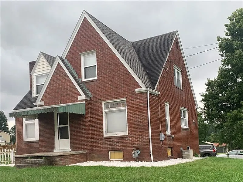148 Independence St photo 1