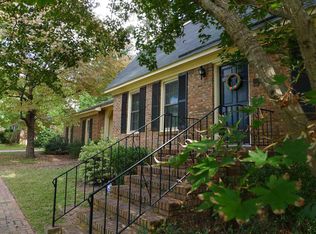 662 Woodland Hls W, Columbia, SC 29210