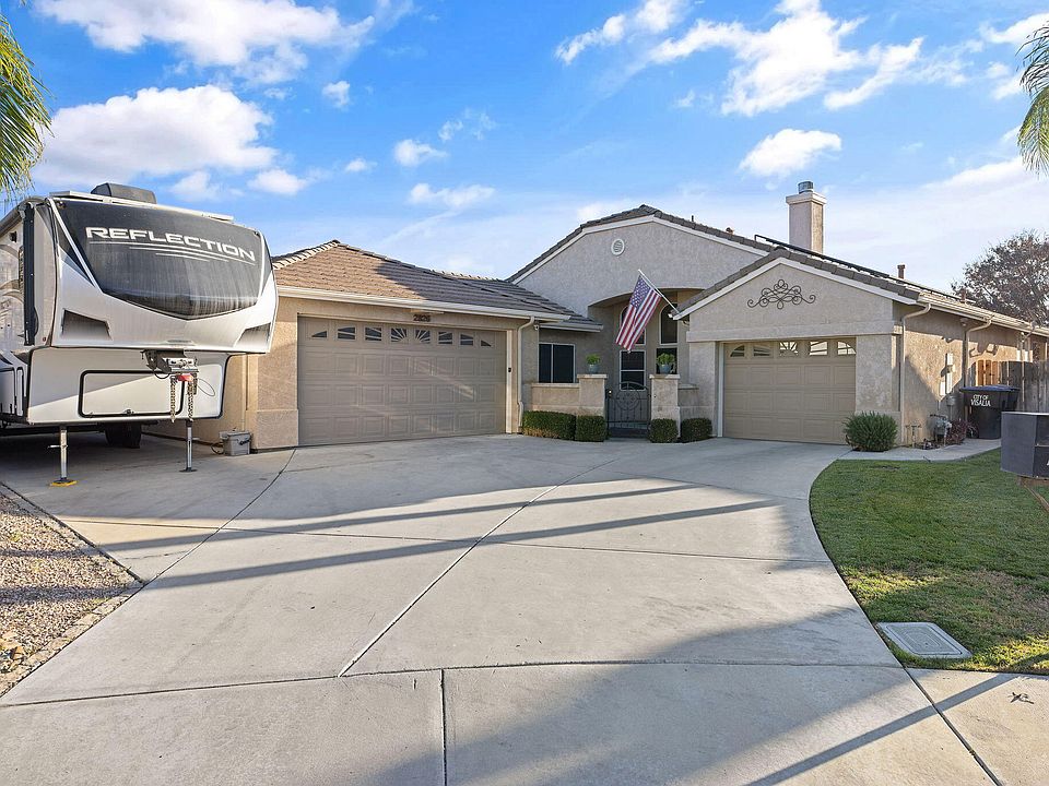 1st image of 2826 S Sheridan Court