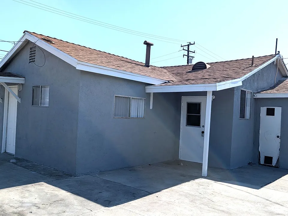 2805 Meeker Ave