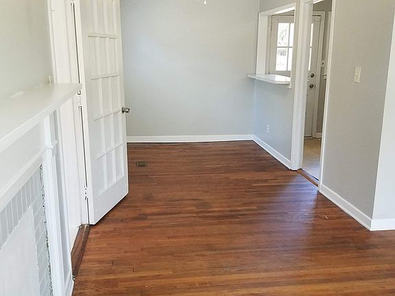 4th image of 332 Gonwood Cir