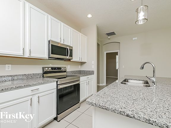 5th image of 451 Aragosa Dr
