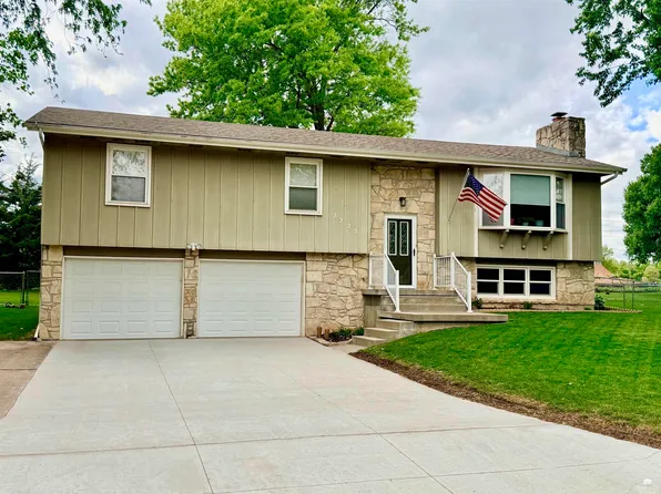2223 Terry Way, Manhattan, KS 66502