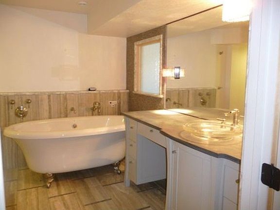 5th image of 5249 Karen Ct