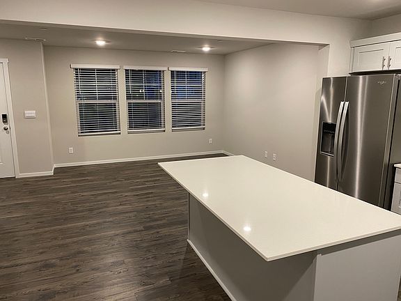 4th image of 5021 158th Avenue Ct E #12