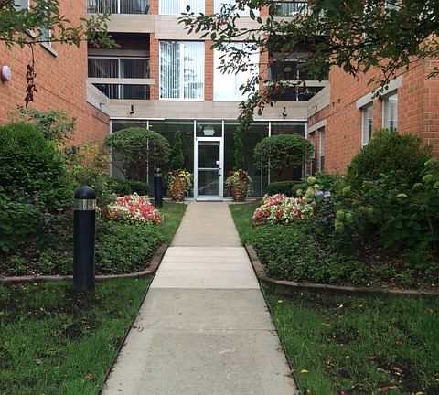 5th image of 1925 Lake Ave Unit 312