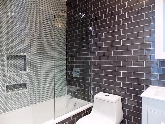 Rented by Blue Egg Realty Corp | media 27