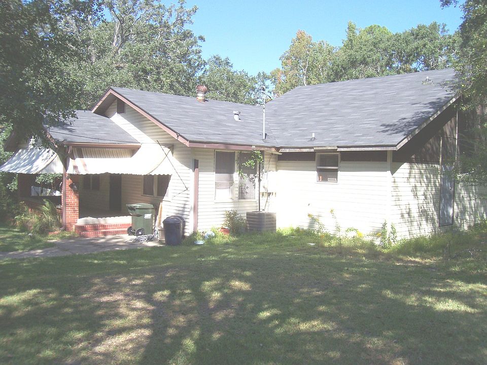 Large Home 2200 Sq Ft