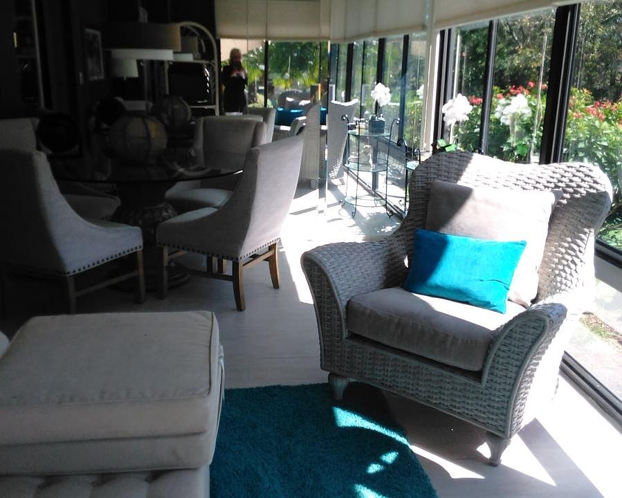 Year round Lanai