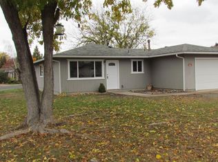 2431 Falcon St, White City, OR 97503