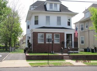 204 Fern Ave, Lyndhurst, NJ 07071