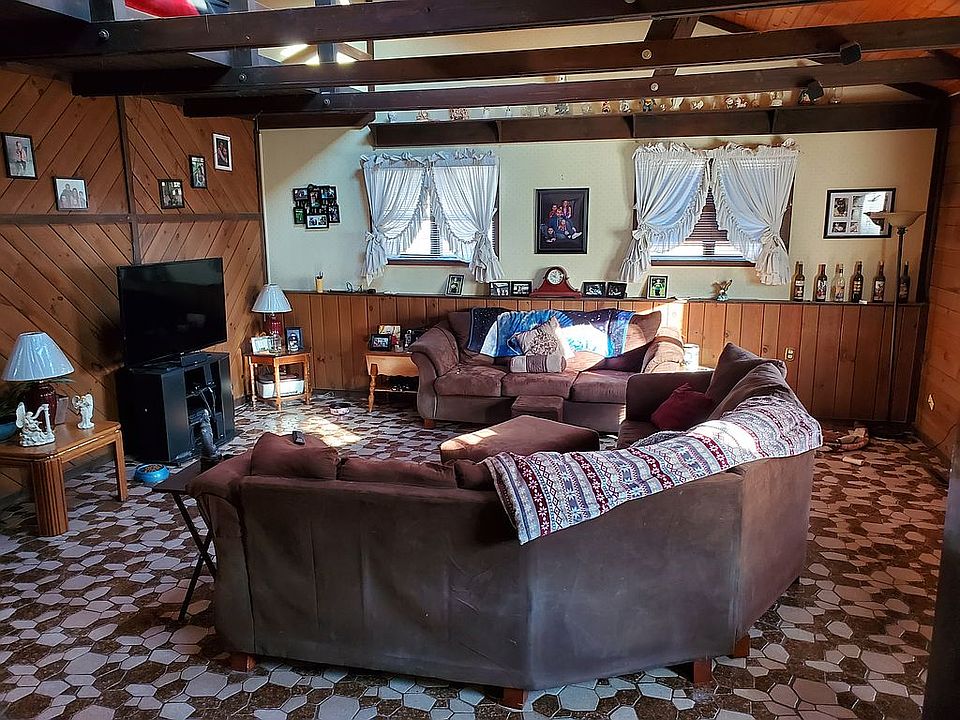 1st image of 255 Dehoff Dr