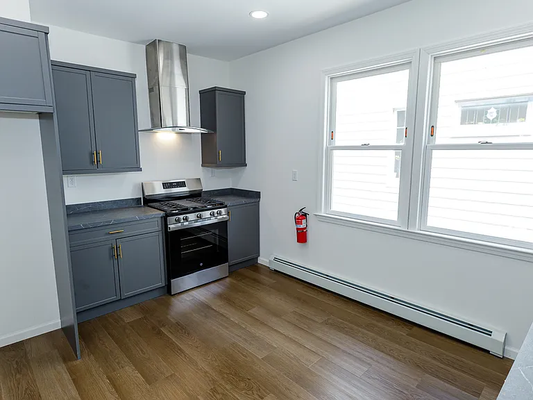 182 Ellery Ave #2 — Photo 14