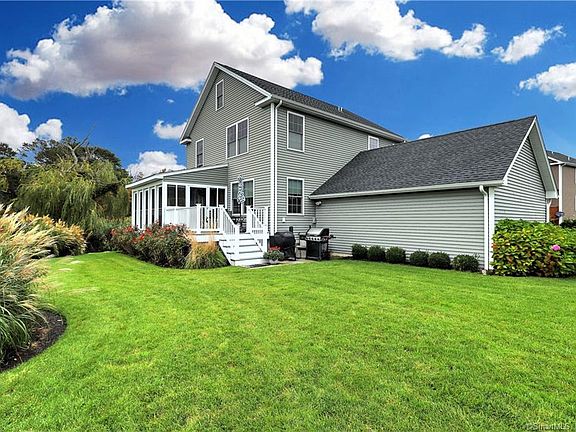 5th image of 91 Beachside Ave