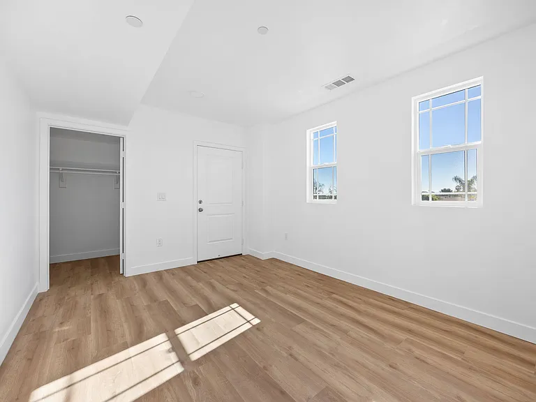 10936 S Osage Ave #A — Photo 18