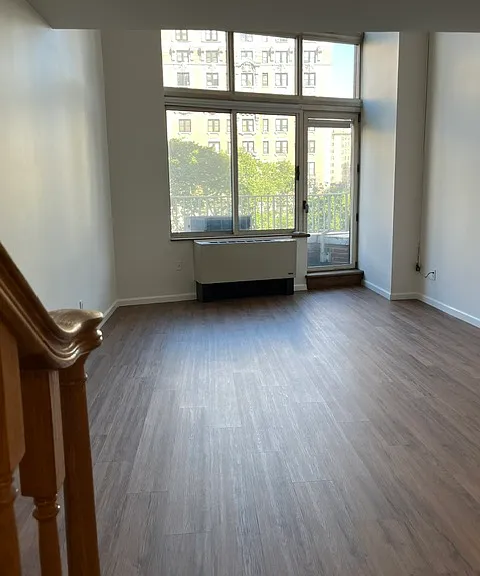 201 W 72nd St #4M — Photo 7