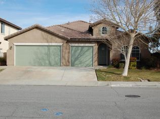 3351 Club Rancho Dr, Palmdale, CA 93551