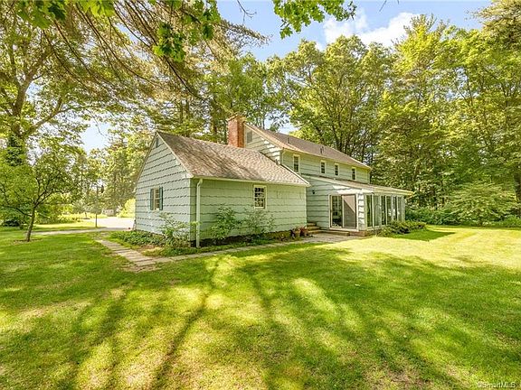 4th image of 14 Madison Ln