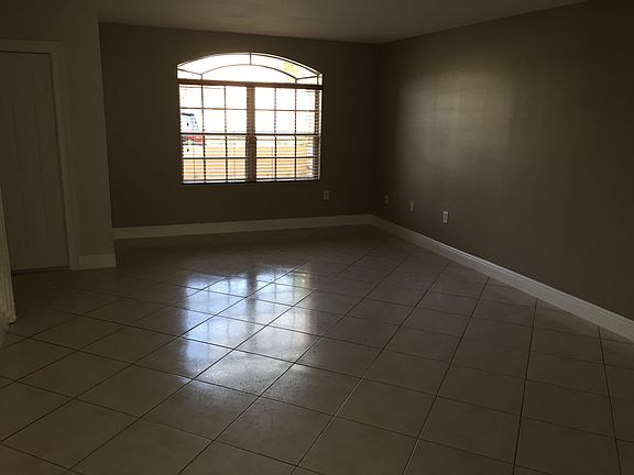 5th image of 7095 NW 173rd Dr APT 1302