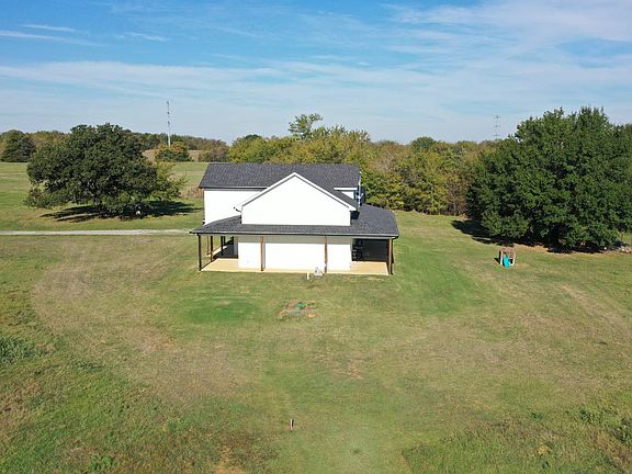 4th image of 516 Fowler Rd