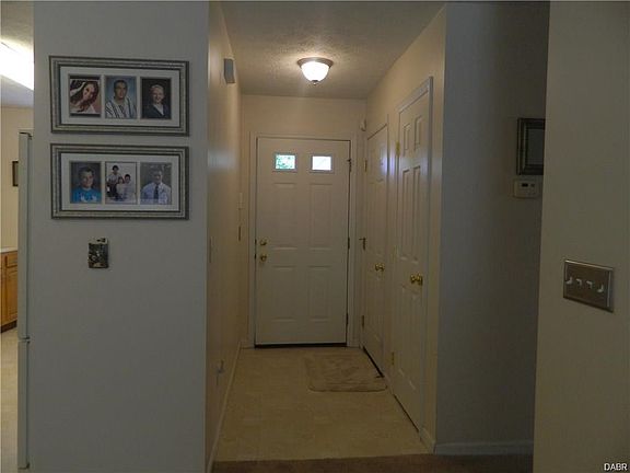 3rd image of 4069 Vitek Dr