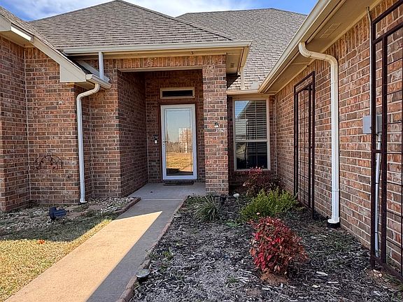 3rd image of 2307 Mount Vernon Rd