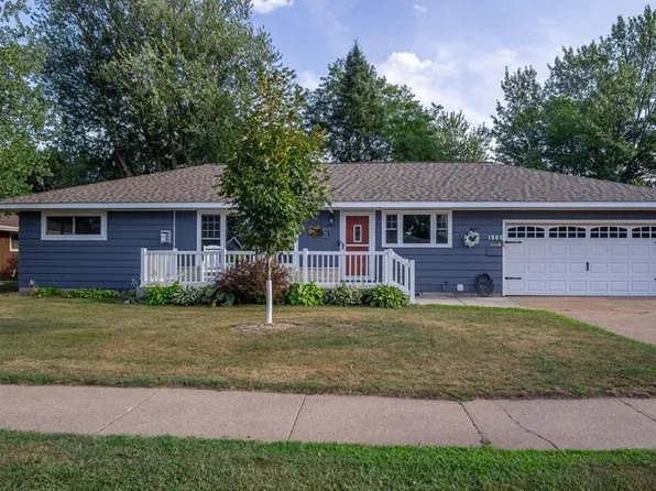 1905 E Lexington Boulevard, Eau Claire, WI 54701