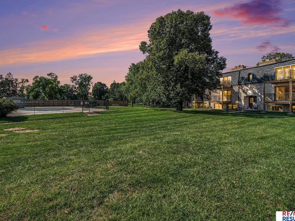 12784 Deauville Dr APT 204, Omaha, NE 68137