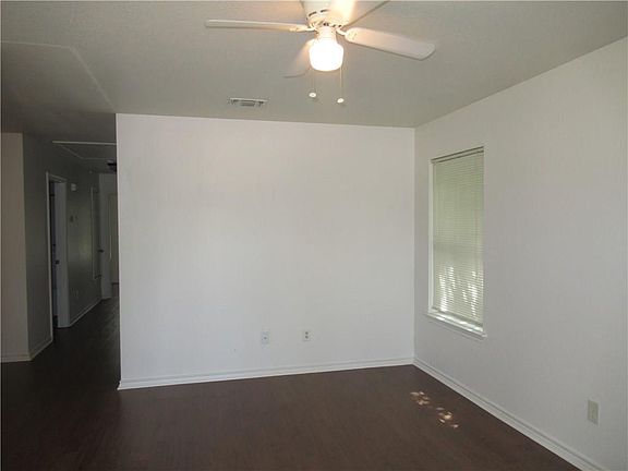4th image of 2618 NW 32nd St #2