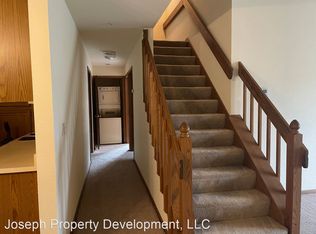 6803 S 68th St APT 205, Franklin, WI 53132