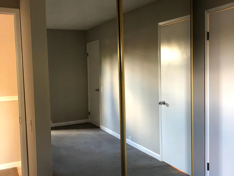 2241 Woodside Ln E #4 — Photo 12