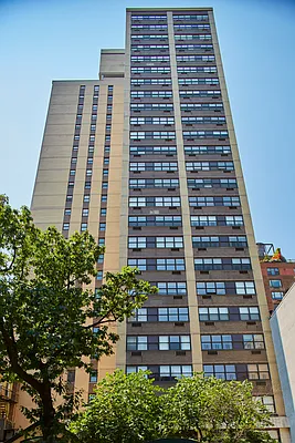 Sold by Brown Harris Stevens | media 21