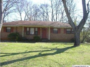 4214 Keith St NW, Huntsville, AL 35810