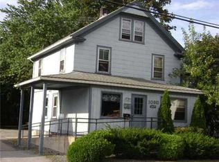 1090 Toll Gate Rd, Warwick, RI 02886