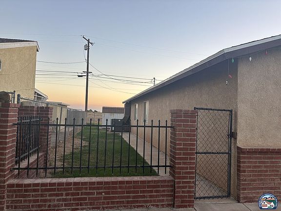 4th image of 150 Beverlee Way
