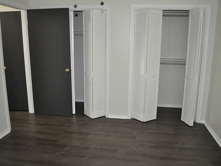 423 Cynisca St #A — Photo 13