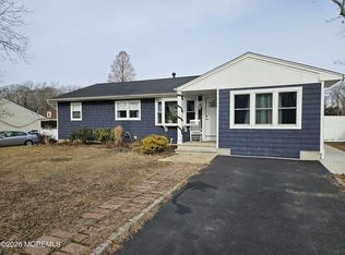 918 Raleigh Drive, Toms River, NJ 08753