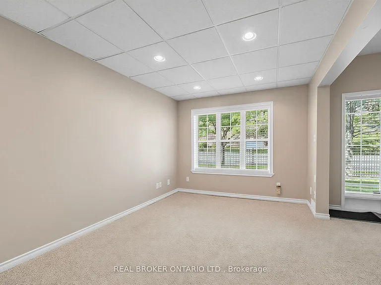 199 Hillcrest Ave #19 — Photo 31