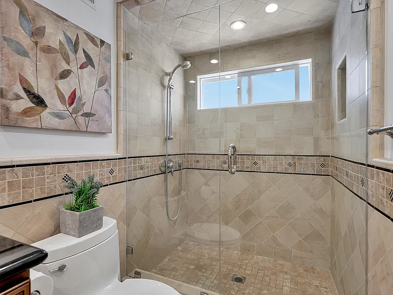 9131 Warfield Dr — Photo 58