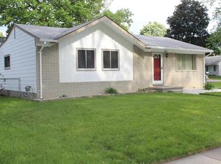 655 Robinwood Dr, Troy, MI