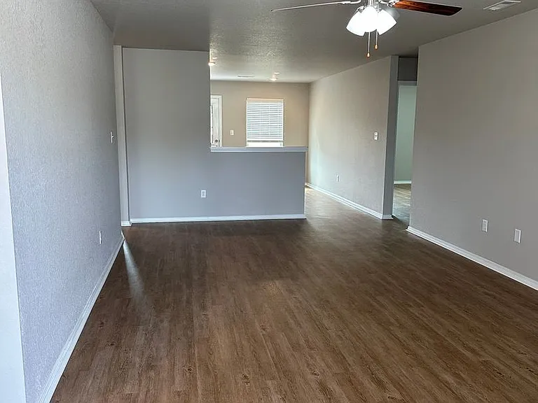 114 Jo Park Ln — Photo 4