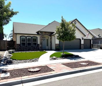 2085 W Bryman Street, Hanford, CA, 93230