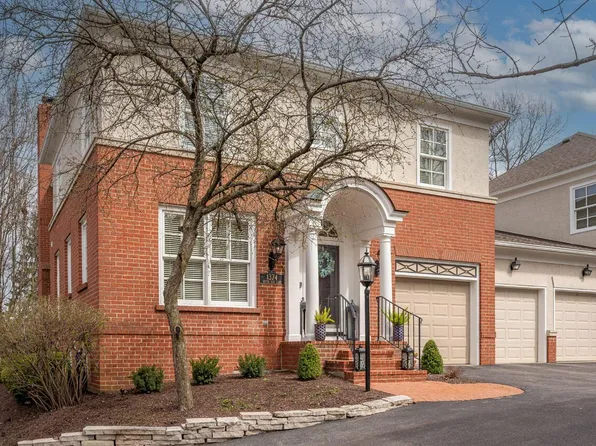 1374 White Oak Ln, New Albany, OH 43054