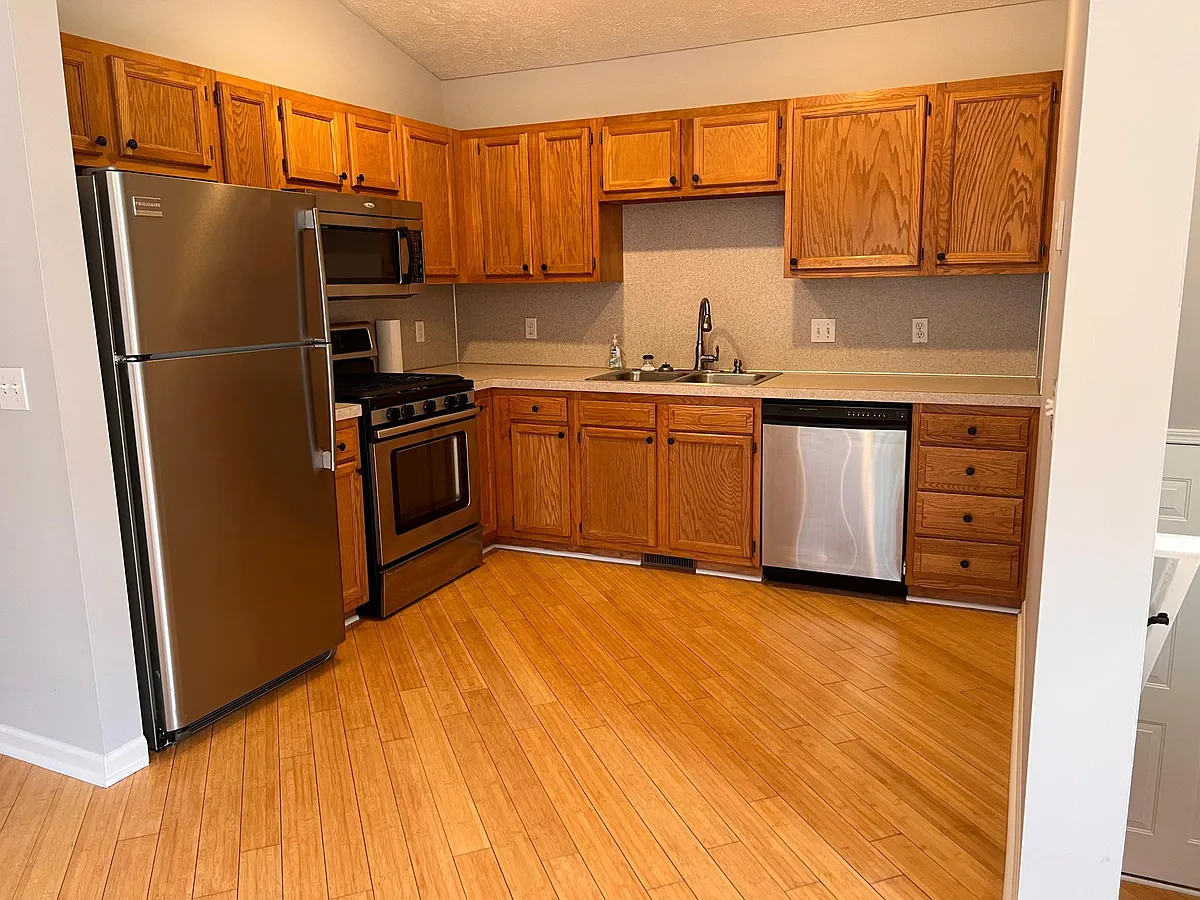 Building Photo - 1257 Forest Hollow Ct SE